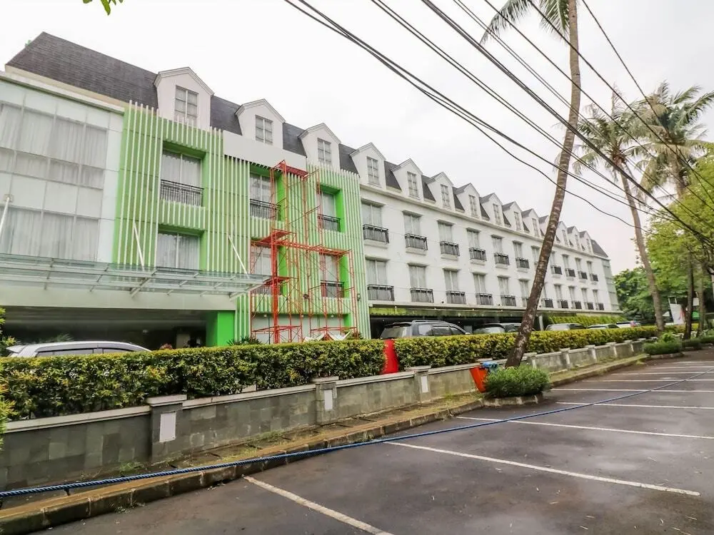 Джакарта: NIDA Rooms Tebet Pancoran Statue Dukuh Patra Raya