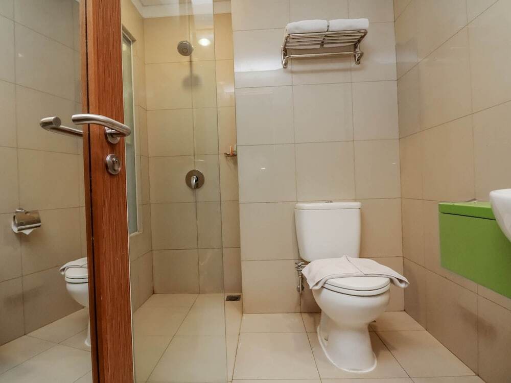 Джакарта: NIDA Rooms Tebet Pancoran Statue Dukuh Patra Raya