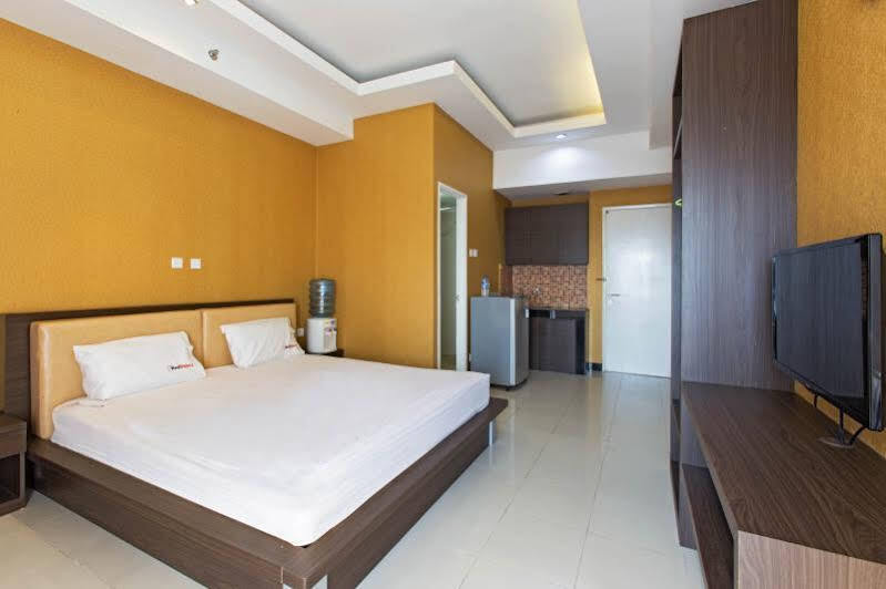 Джакарта: Reddoorz Apartment @ Seasons City