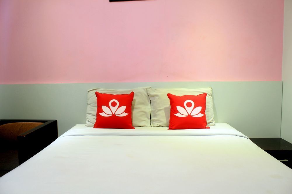 Бандунг: ZEN Rooms Akbar Kebon Kawung