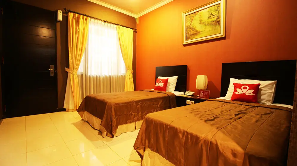 Лембанг: ZEN Rooms Grand Hotel Lembang