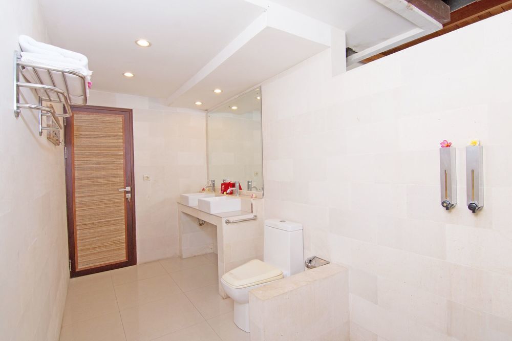 Каликбукбук: ZEN Rooms Lovina sea shores