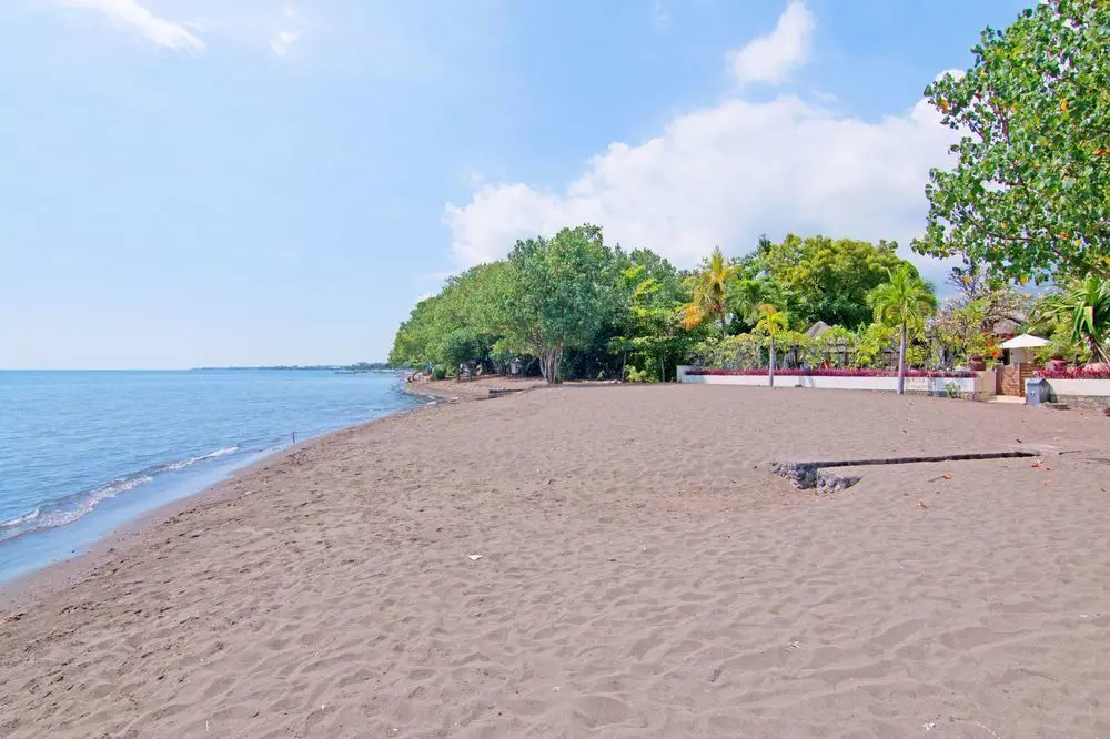 Каликбукбук: ZEN Rooms Lovina sea shores