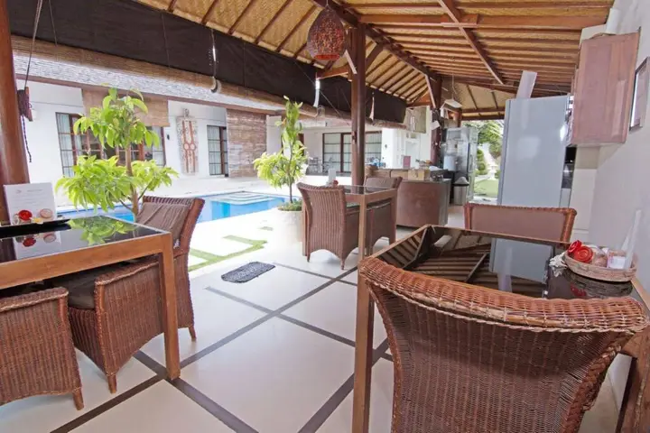 Каликбукбук: ZEN Rooms Lovina sea shores