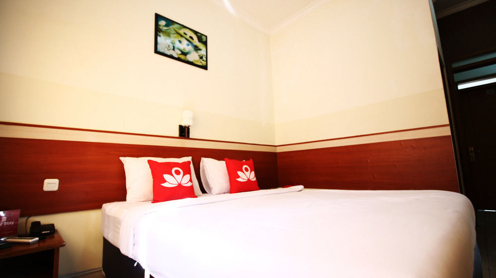 Бандунг: ZEN Rooms Near Airport Wastukencana