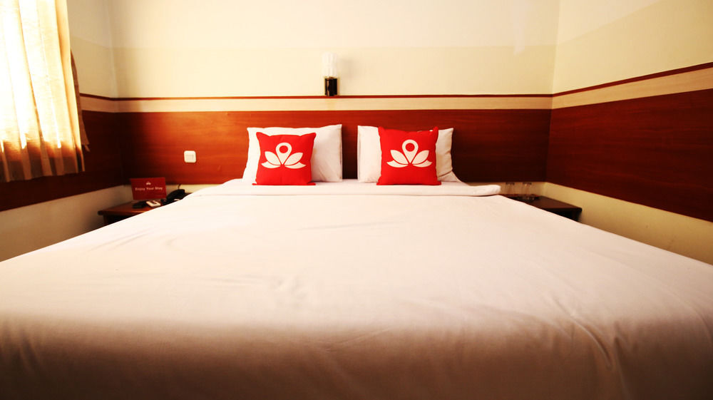 Бандунг: ZEN Rooms Near Airport Wastukencana
