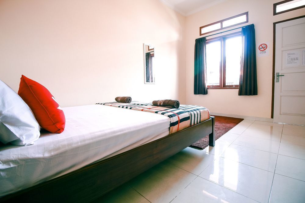 Бандунг: Zen Rooms Rshs Syariah