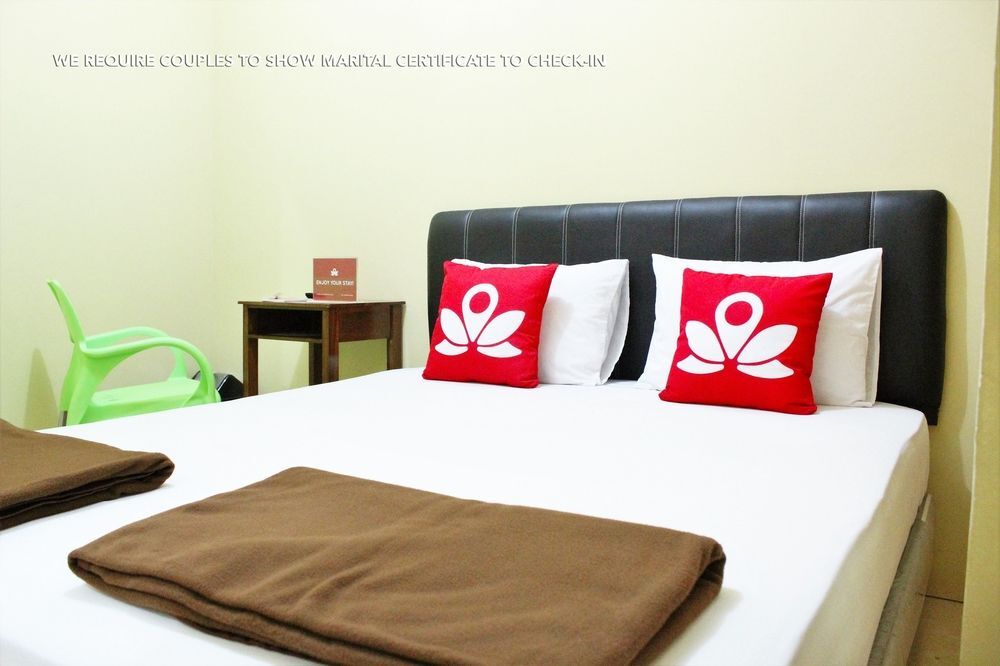 Джакарта: ZEN Rooms Wahid Hasyim Syariah