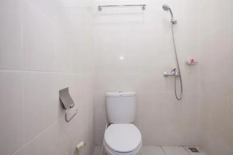 Сурабая: RedDoorz near Tugu Pahlawan Surabaya