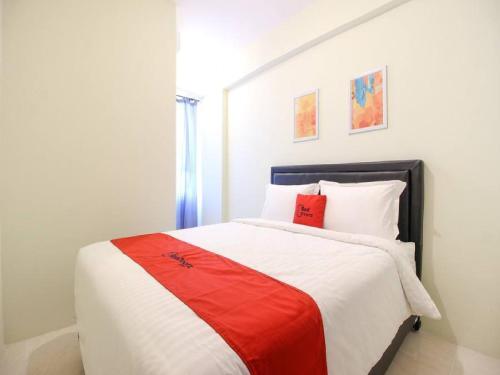 Депок: RedDoorz Plus @ Laksda Adisucipto Street
