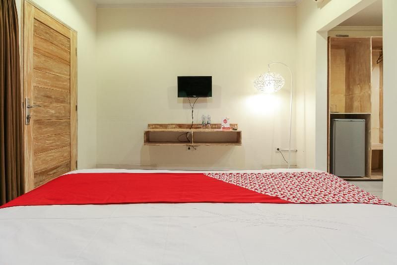 Кута: OYO 817 Mesari Beach Inn