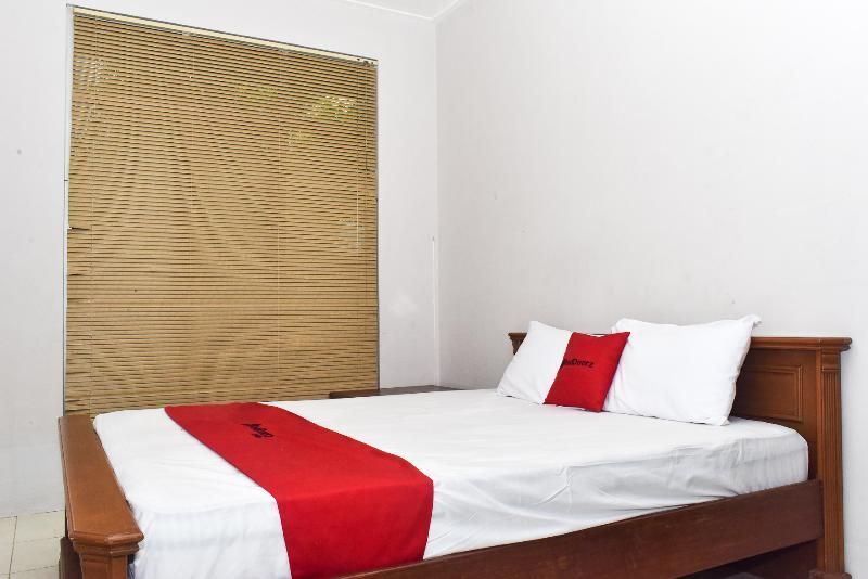 Слеман: Reddoorz Near Taman Pelangi Jogja