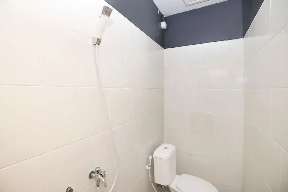 Джакарта: Airy Eco Syariah Satu Gang Sepuluh