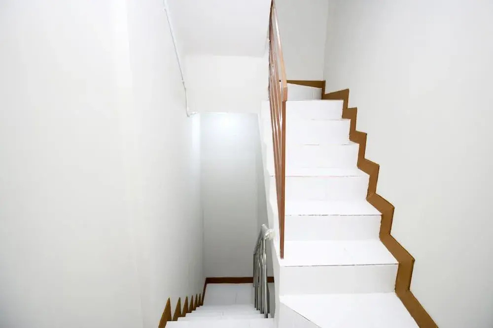 Джакарта: Airy Eco Syariah Satu Gang Sepuluh