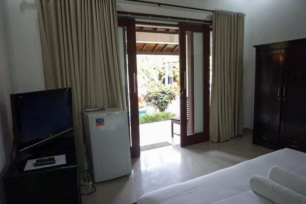 Пенида: Ary's Guest House