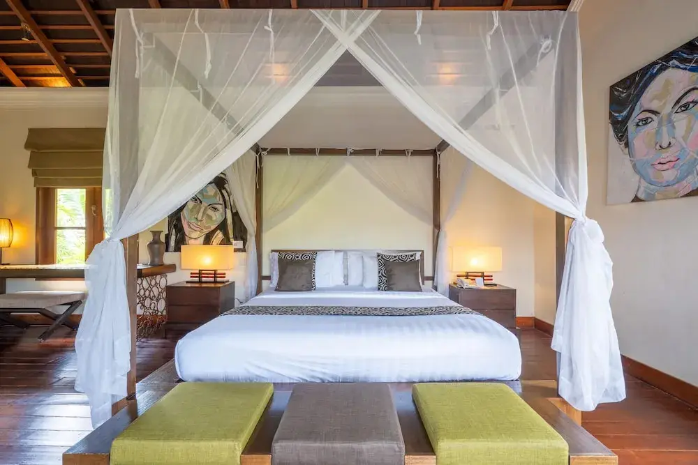 Унгасан: Cliffront Tropical Resort
