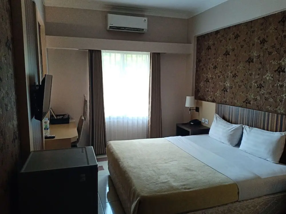 Джакарта: Hotel Jusenny Syariah by OYO Rooms