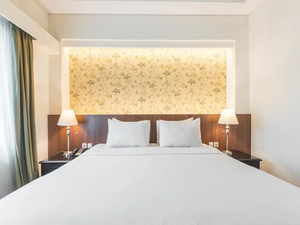 Джакарта: Hotel Jusenny Syariah by OYO Rooms