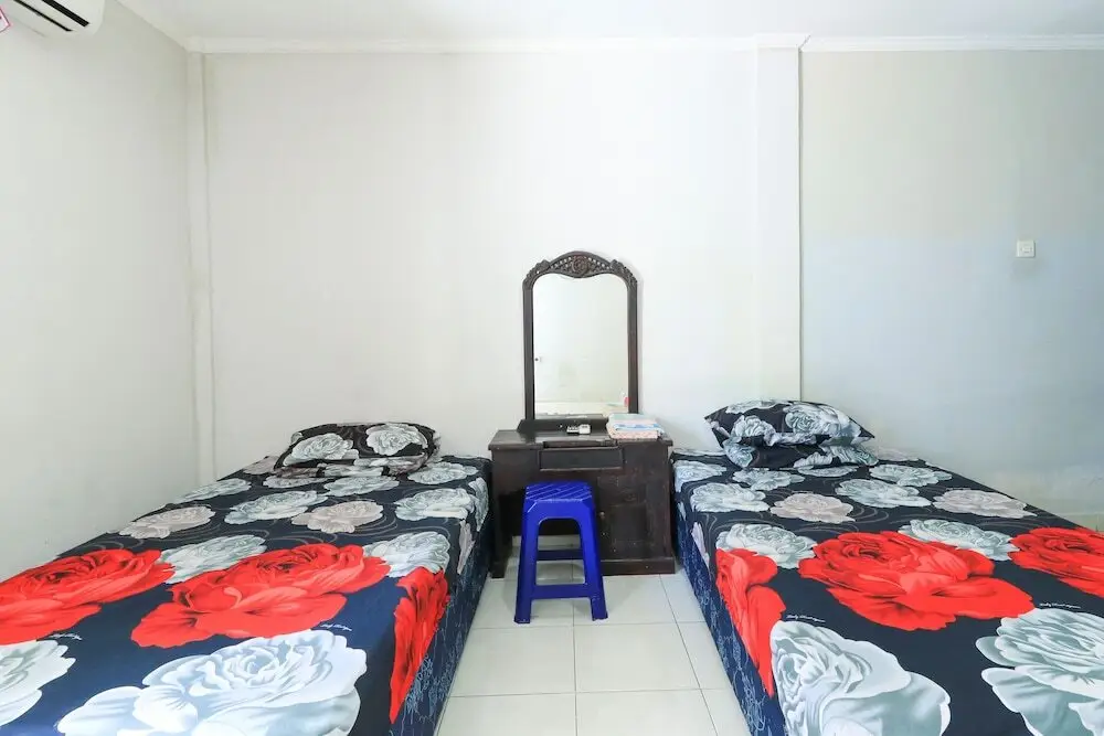 Денпасар: Hotel Warta
