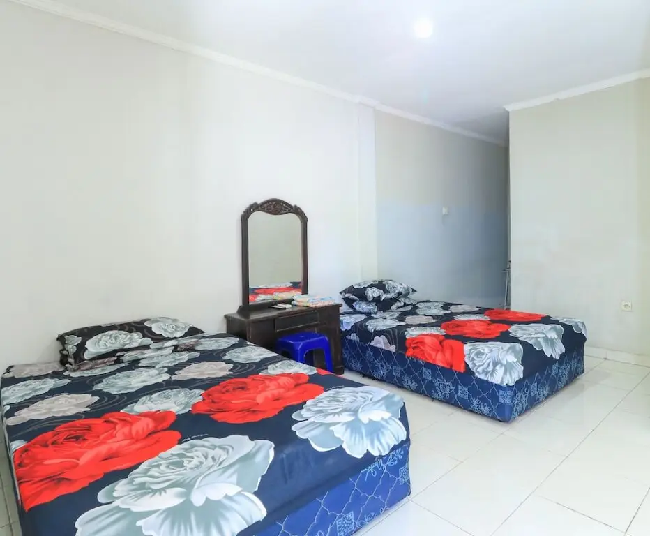 Денпасар: Hotel Warta
