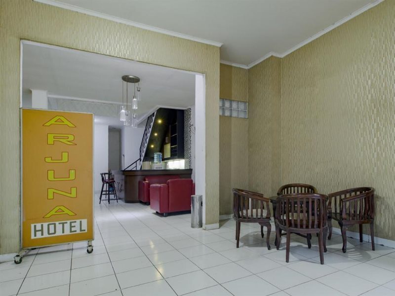 Бекаси: Zen Rooms Hotel Arjuna Bekasi