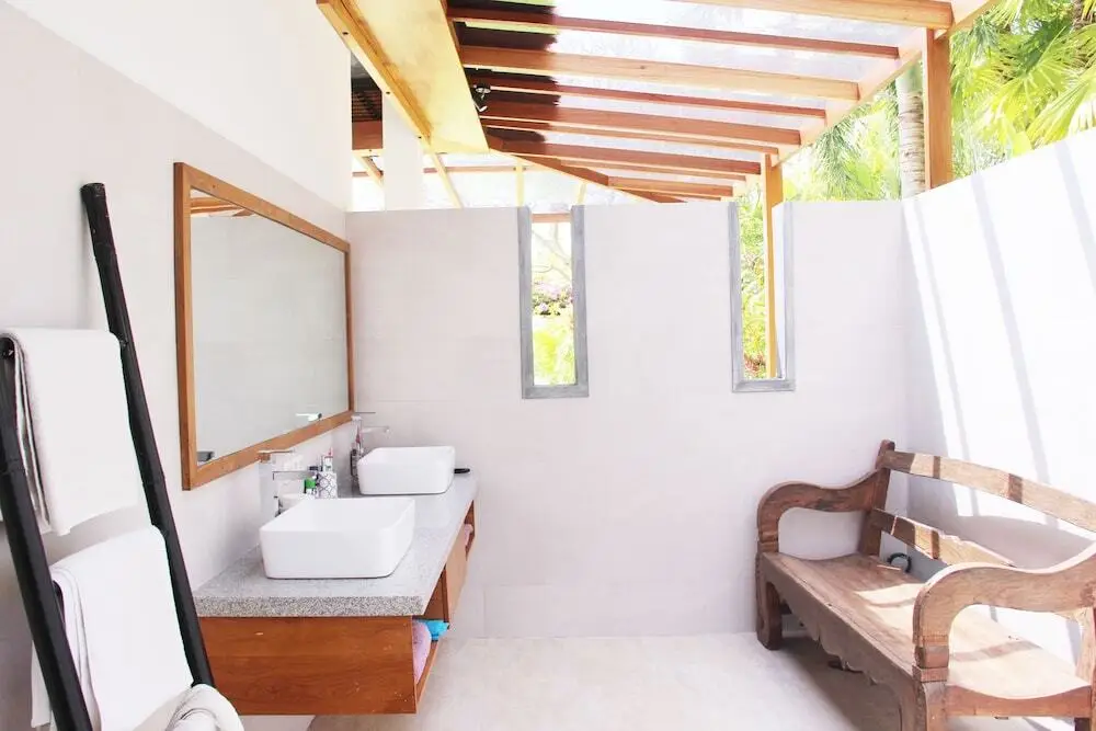 Умеаньяр: Villa Pantai Lovina