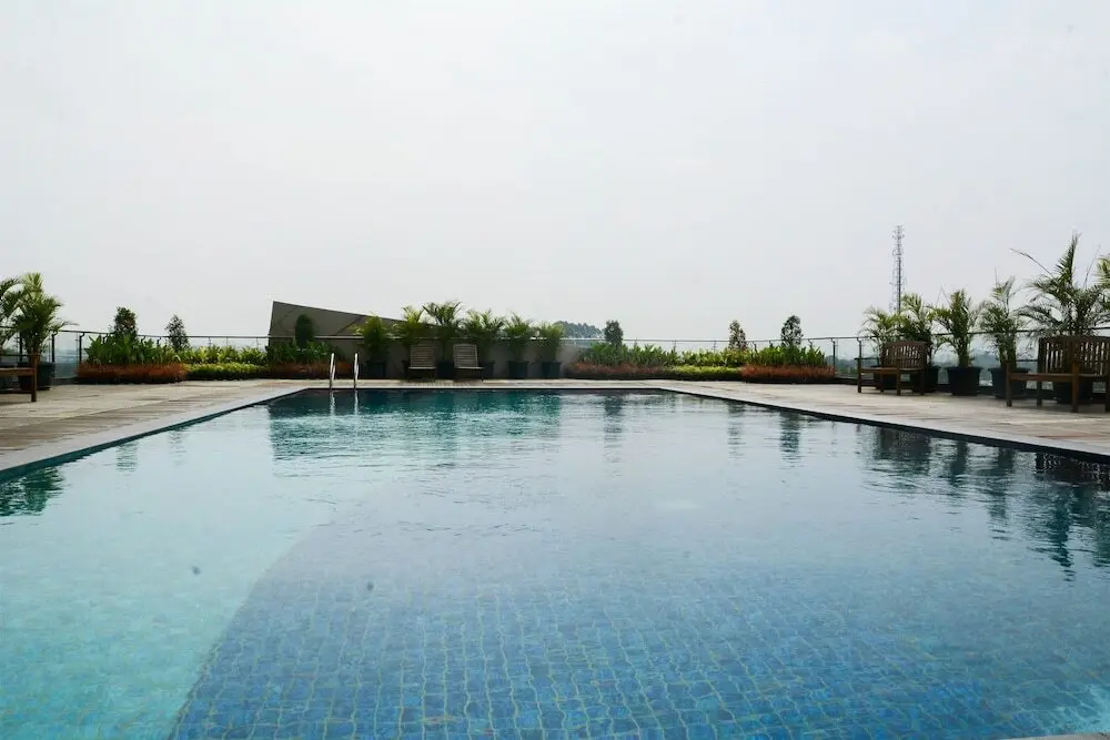 Южный Тангеранг: TreePark Apartments Serpong