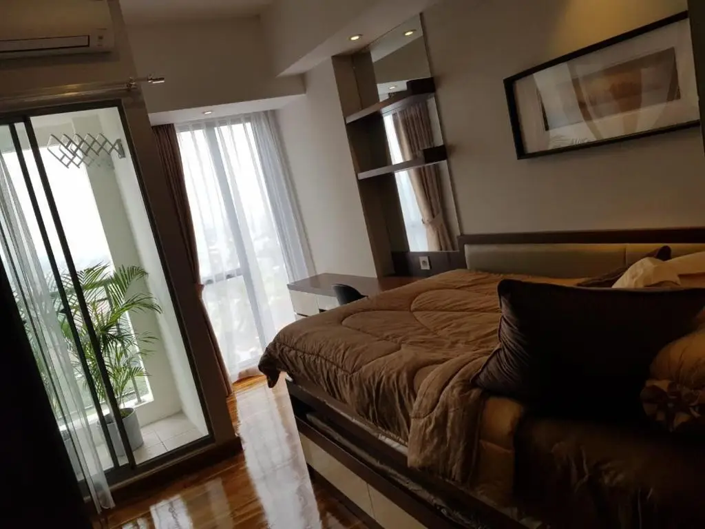 Legok: M-Town Residence Gading Serpong by J`s Luxury Apartment