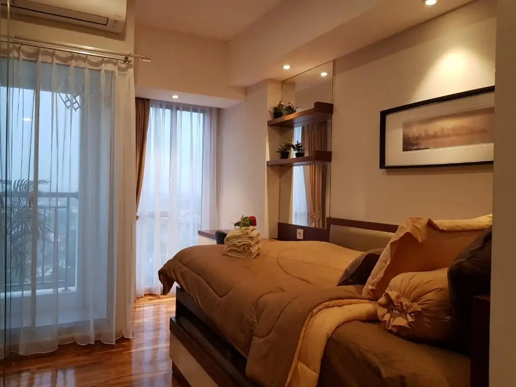 Legok: M-Town Residence Gading Serpong by J`s Luxury Apartment