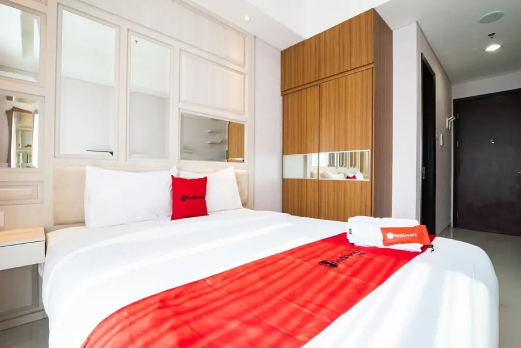 Джакарта: RedDoorz Apartment @ Puri Mansion