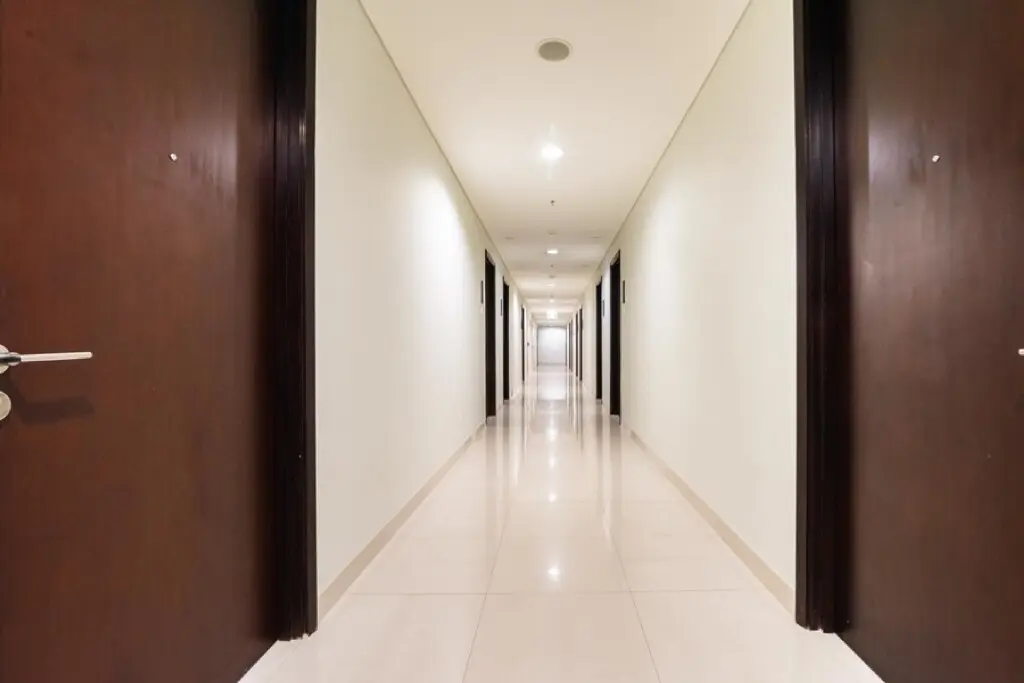 Джакарта: RedDoorz Apartment @ Puri Mansion
