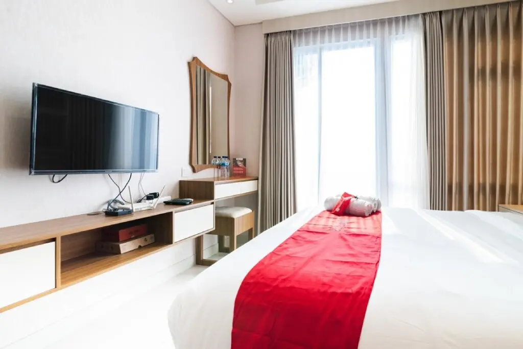 Джакарта: RedDoorz Apartment @ Puri Mansion
