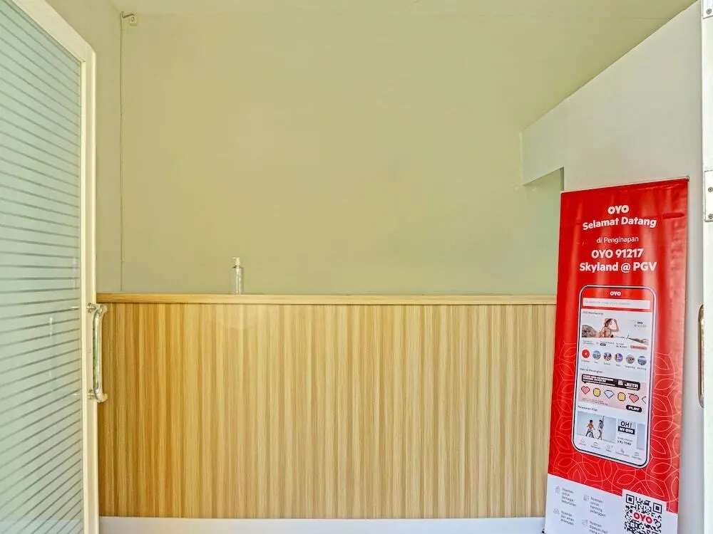 Читарингул: OYO 91217 Skyland @ Pgv Near Gunung Putri