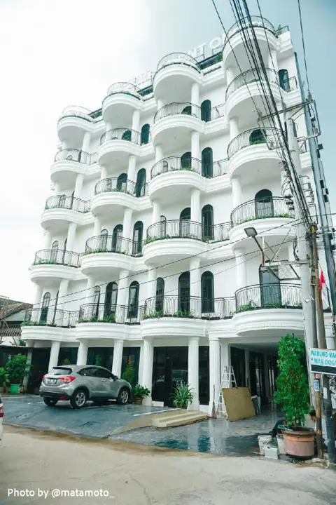Kesuma Front One Boutique Hotel — фото 1