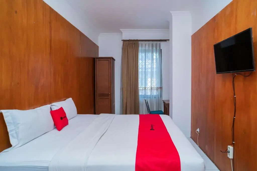 Суракарта: RedDoorz @ Hotel Surya Solo