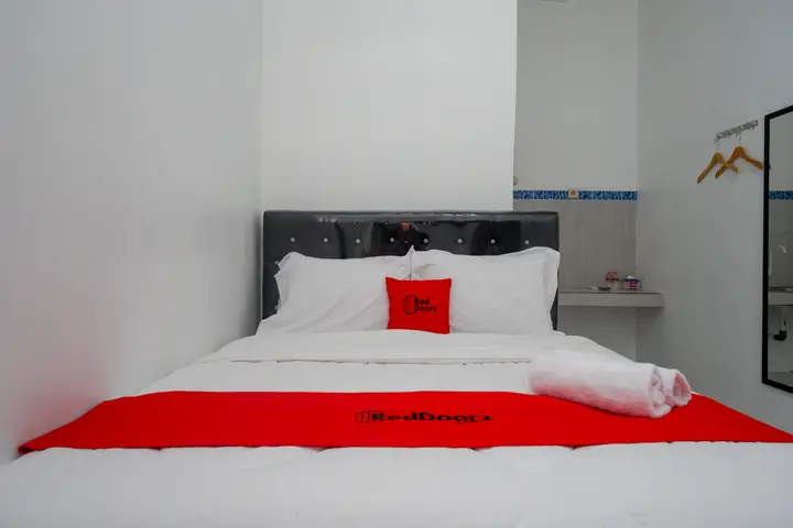 Семаранг: RedDoorz near Universitas Semarang 2