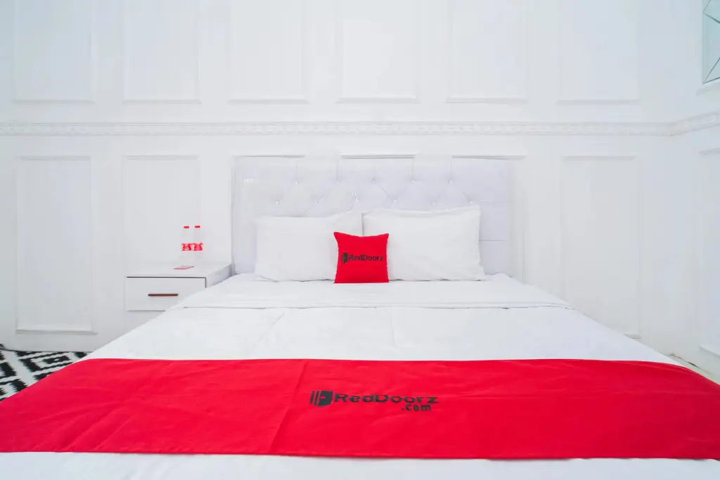 Понорого: RedDoorz Syariah @ Aura Homestay