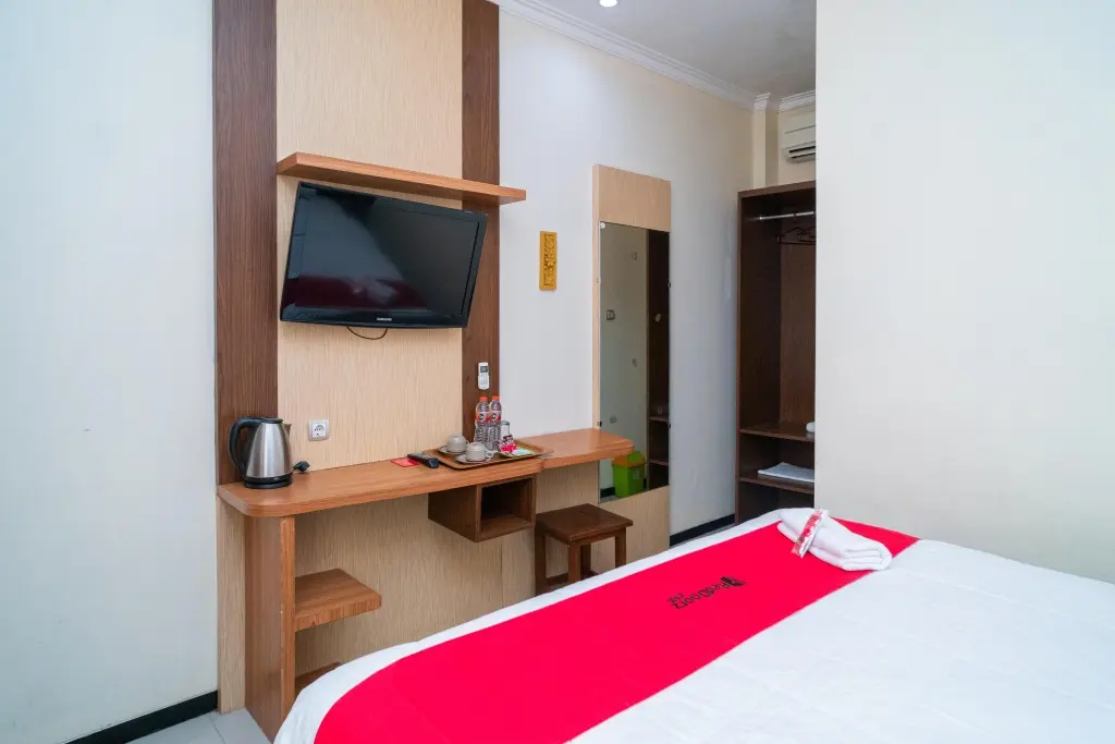 Боджонегоро: RedDoorz Plus Syariah @ Jalan Dokter Wahidin Bojonegoro