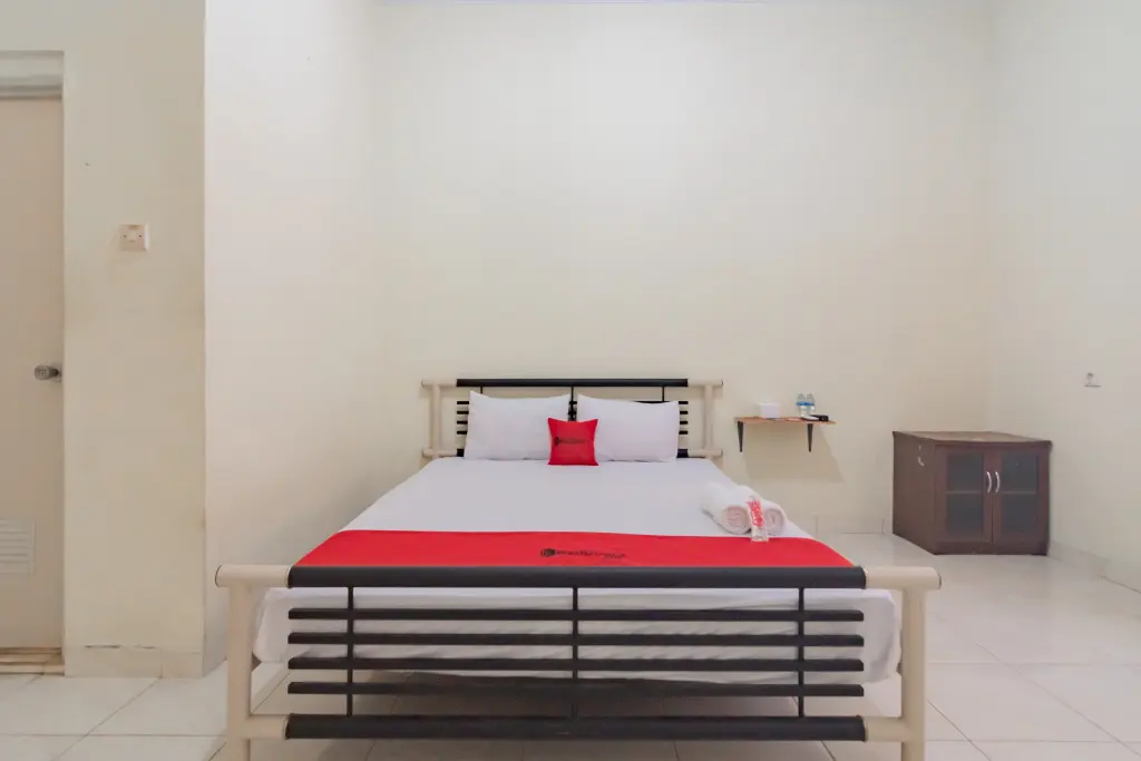 Чианджур: RedDoorz Syariah near Tugu Pandanwangi Cianjur