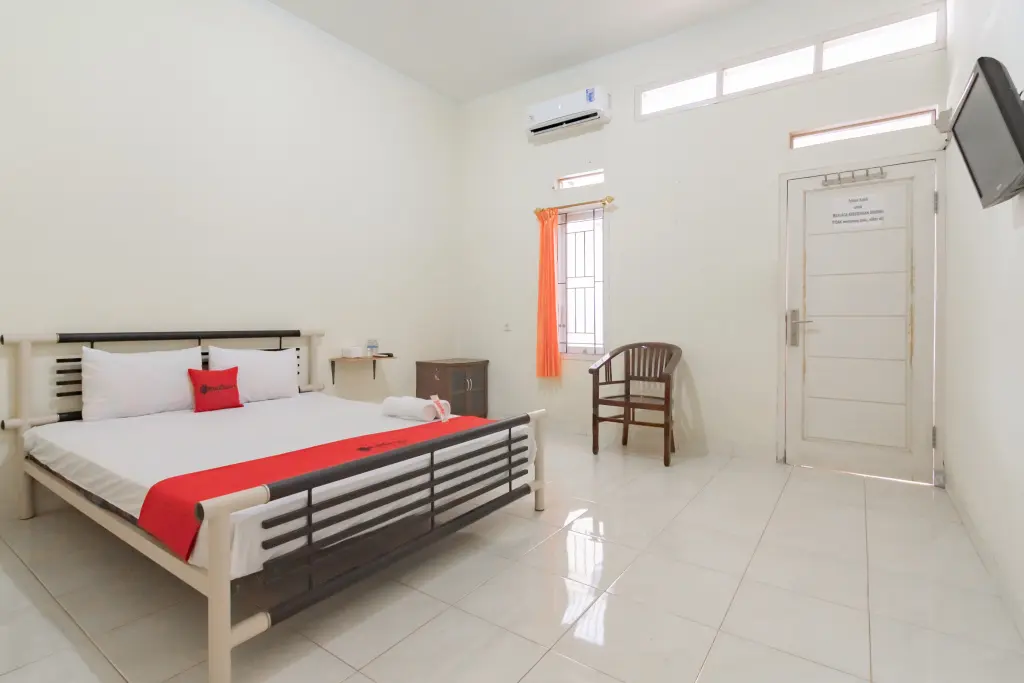 Чианджур: RedDoorz Syariah near Tugu Pandanwangi Cianjur