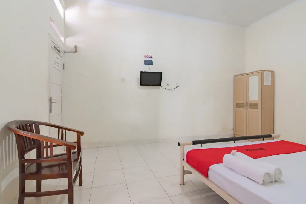 Чианджур: RedDoorz Syariah near Tugu Pandanwangi Cianjur