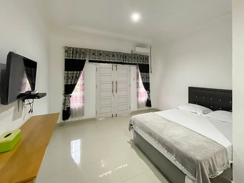 Лубуклингау: Hotel Lucky 21 Syariah RedPartner
