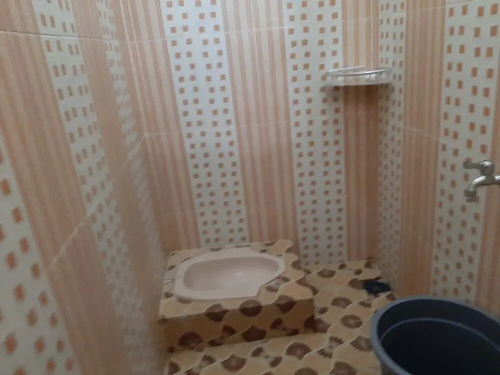 Кабанджахе: Hotel Juma Eluk by OYO Rooms