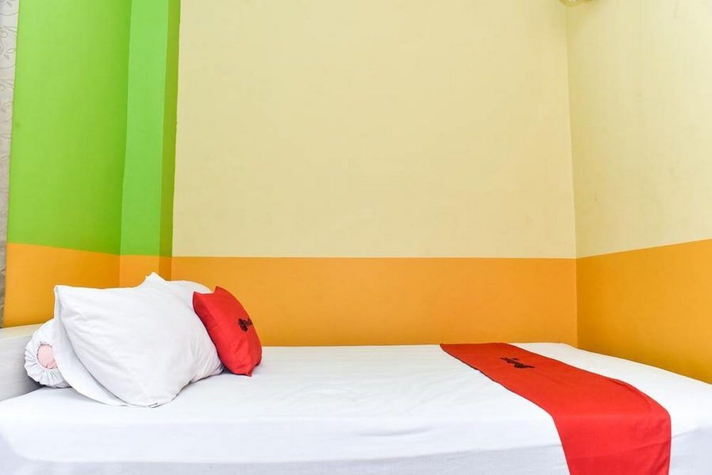 Амбон: RedDoorz near Universitas Pattimura Ambon