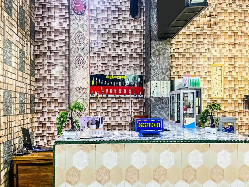 Купанг: OYO 2518 Wilma Hotel Ii Premier