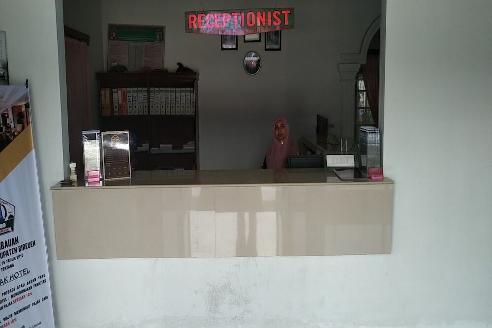 Бирёэн: Oyo 2303 Hotel Blang Raya
