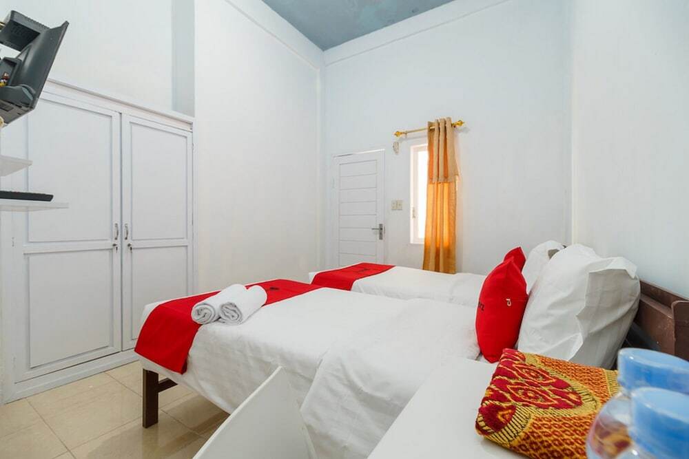 Лангса: RedDoorz Syariah near Tugu Langsa