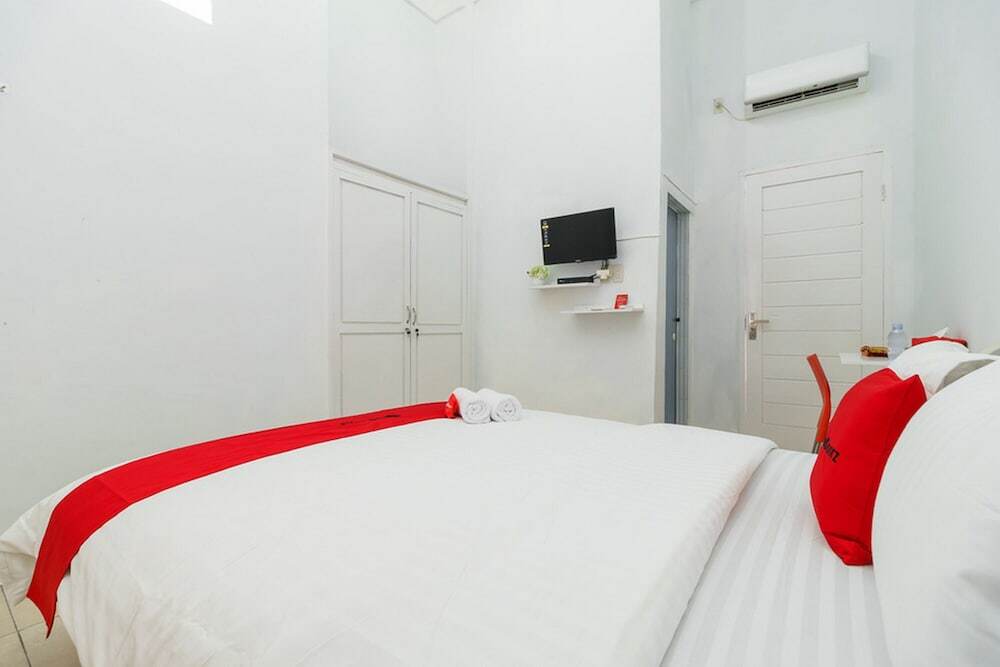 Лангса: RedDoorz Syariah near Tugu Langsa