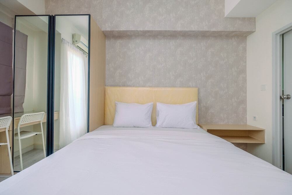 Читарингул: Graceful Studio Room At Podomoro Golf View Apartment By Travelio