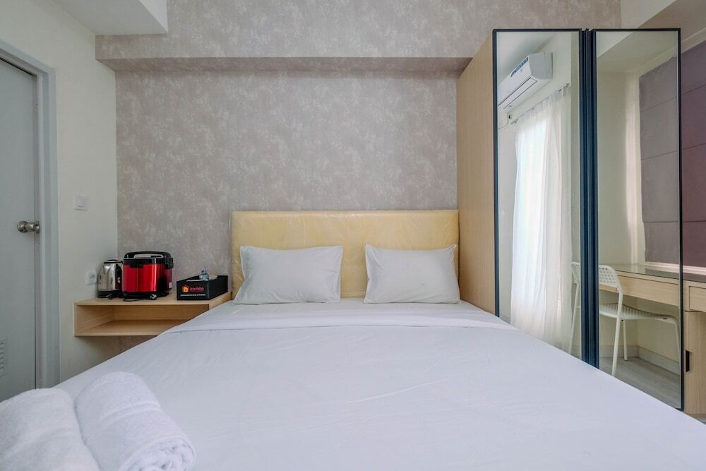 Читарингул: Sophisticated Studio Room At Podomoro Golf View Apartment By Travelio